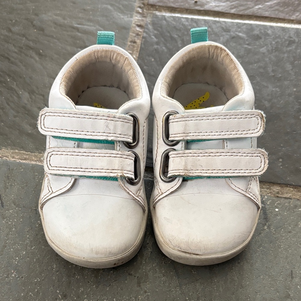 Ten littles 5.5 shoe